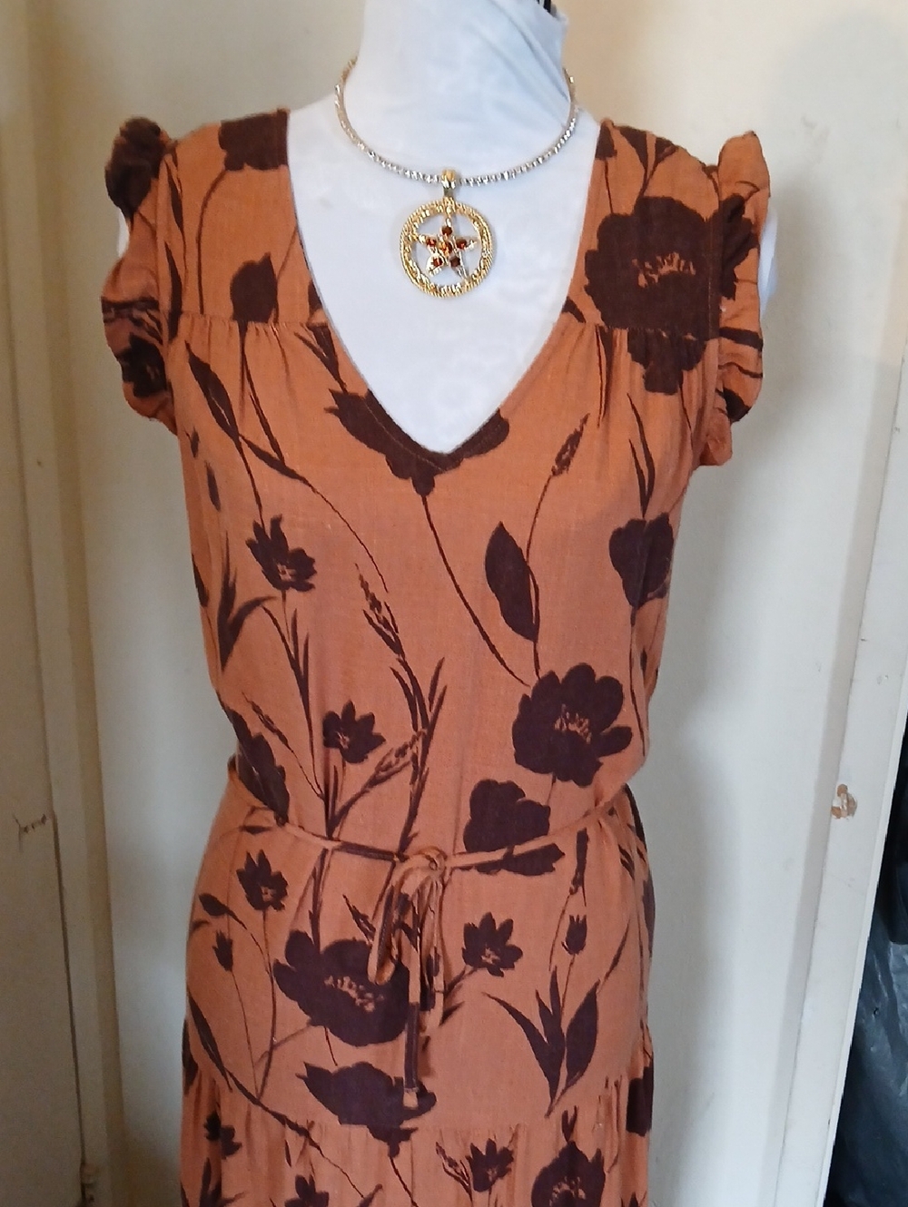 Simply Vera Vera Wang Rust and Dark Brown Floral Maxi Dress